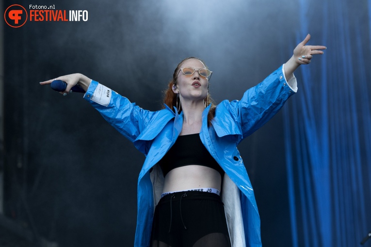 Jess Glynne op Pinkpop 2018 - vrijdag foto