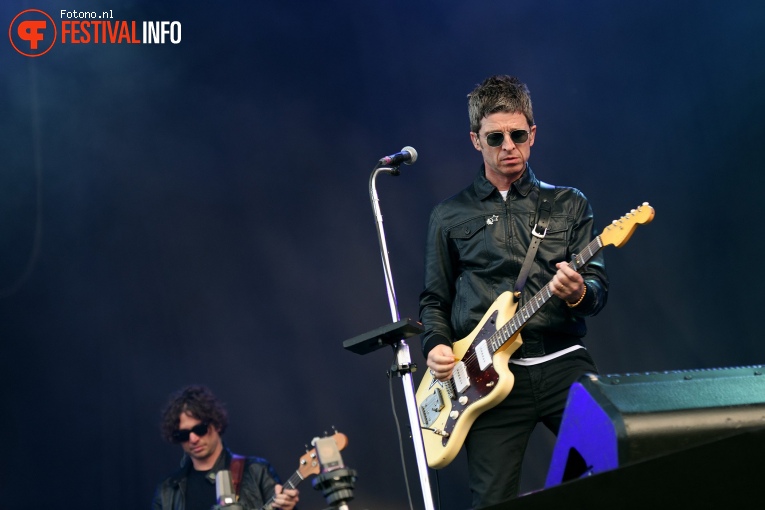 Noel Gallagher’s High Flying Birds op Pinkpop 2018 - zaterdag foto