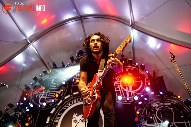 Gang Of Youths op Pinkpop 2018 - zaterdag foto