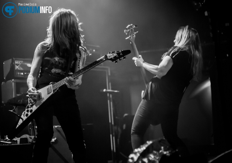 L7 op L7 - 15/06 - Melkweg foto