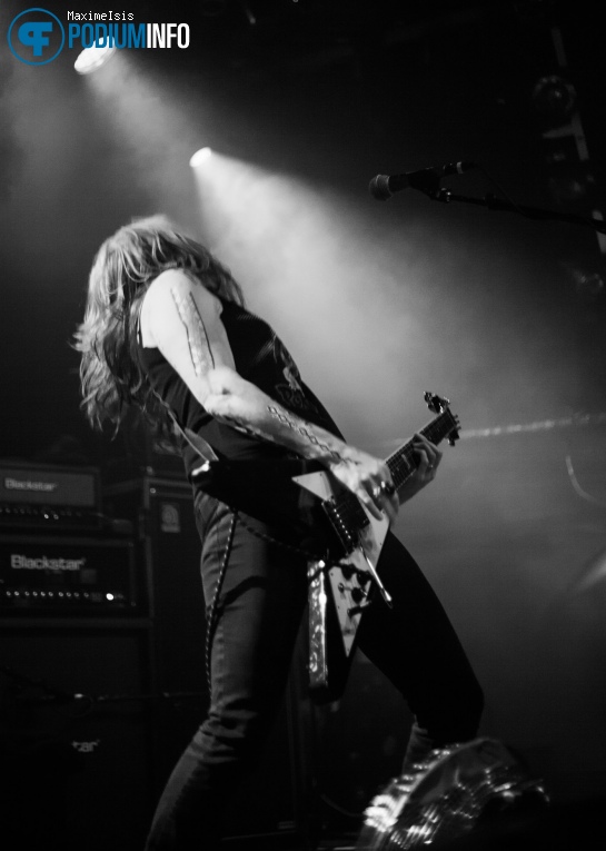 L7 op L7 - 15/06 - Melkweg foto