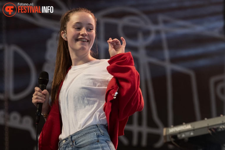 Sigrid op Pinkpop 2018 - Zondag foto