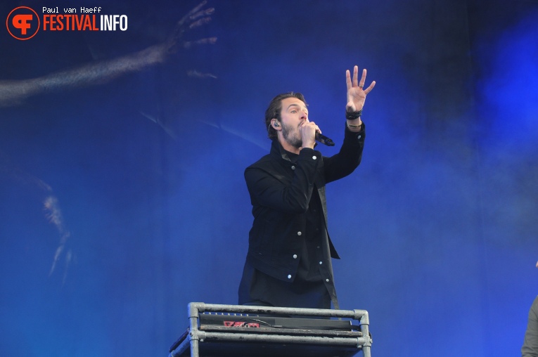 Editors op Pinkpop 2018 - Zondag foto