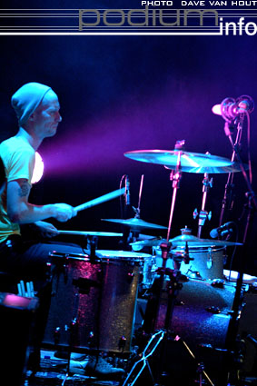 Kula Shaker op Kula Shaker - 2/3 - Effenaar foto