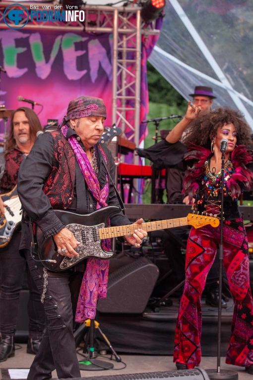 Little Steven & The Disciples of Soul op Little Steven & The Disciples of Soul - 06/07 - Openlucht Theater Amsterdamse Bos foto