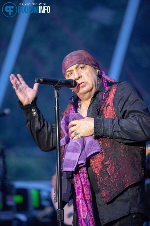 Little Steven & The Disciples of Soul op Little Steven & The Disciples of Soul - 06/07 - Openlucht Theater Amsterdamse Bos foto