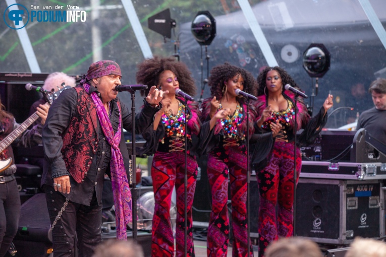 Little Steven & The Disciples of Soul op Little Steven & The Disciples of Soul - 06/07 - Openlucht Theater Amsterdamse Bos foto