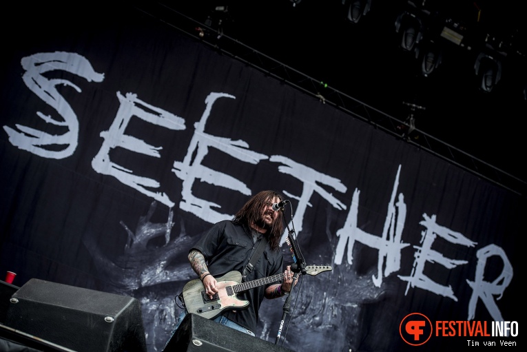 Seether op Graspop Metal Meeting 2018 - Zaterdag foto