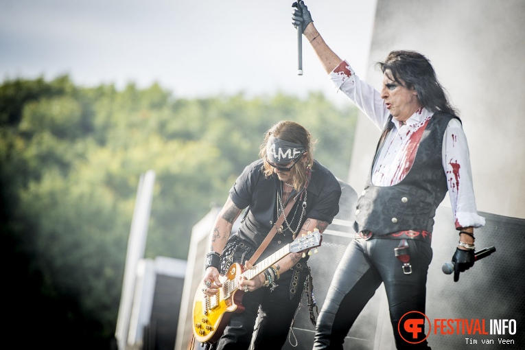 The Hollywood Vampires op Graspop Metal Meeting 2018 - Zondag foto