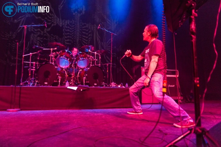 Dead Cross op Dead Cross - 26/06 - Effenaar foto