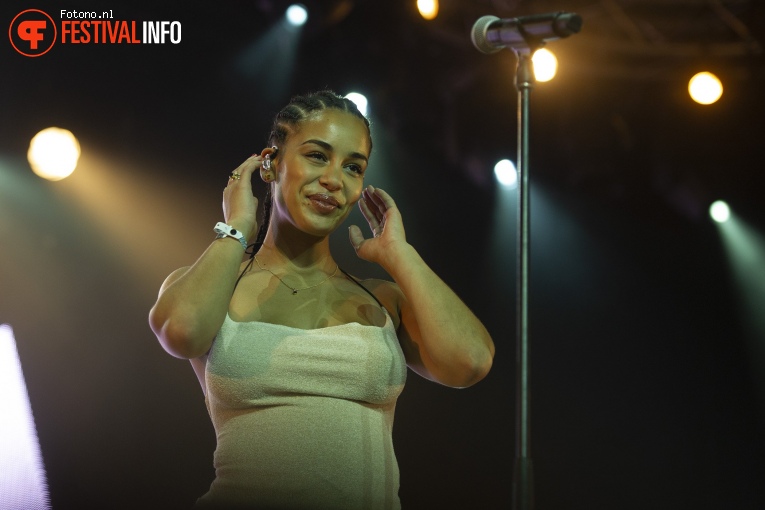 Jorja Smith op Down The Rabbit Hole 2018 - Vrijdag foto