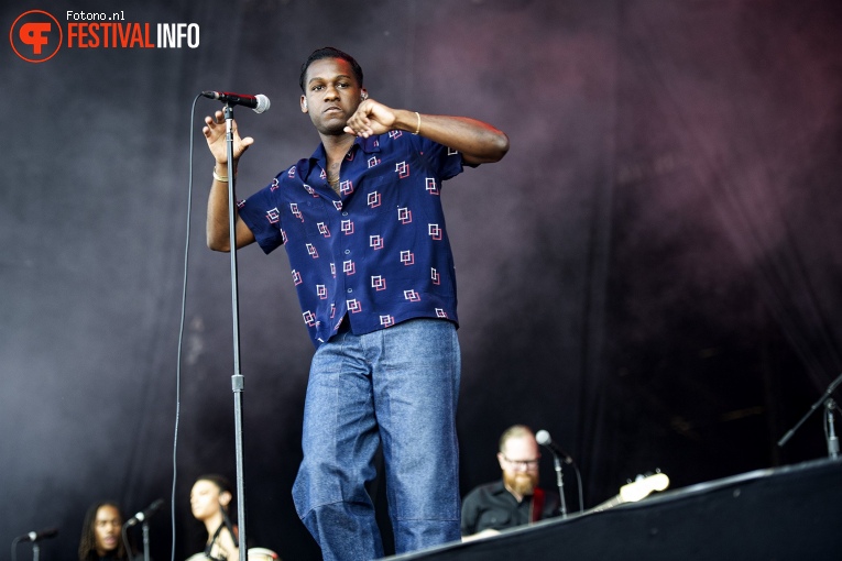 Leon Bridges op Down The Rabbit Hole 2018 - Vrijdag foto