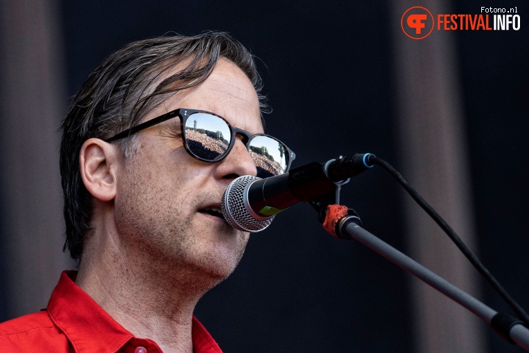 Calexico op Down The Rabbit Hole 2018 - Zaterdag foto