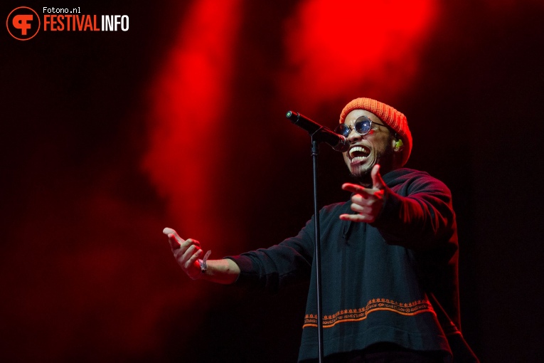 Anderson .Paak & The Free Nationals op Down The Rabbit Hole 2018 - Zaterdag foto