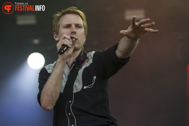 Franz Ferdinand op Down The Rabbit Hole 2018 - Zondag foto