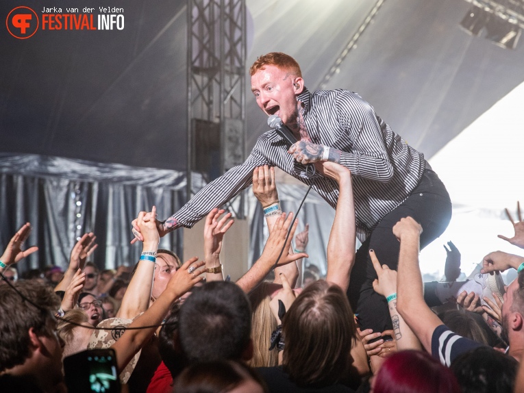 Frank Carter & The Rattlesnakes op Jera On Air 2018 - Vrijdag foto