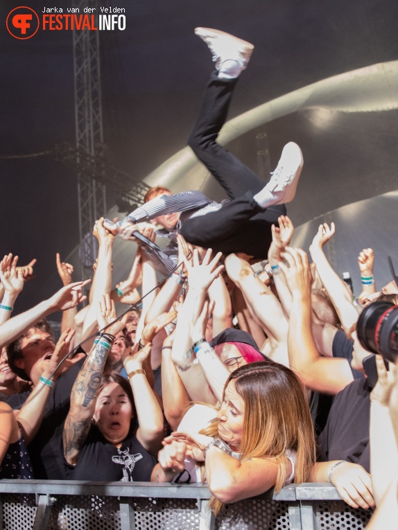 Frank Carter & The Rattlesnakes op Jera On Air 2018 - Vrijdag foto