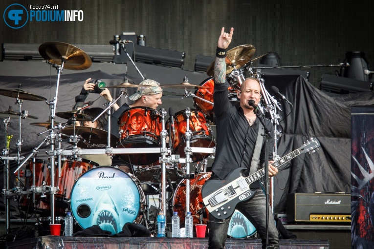 Volbeat op Guns N' Roses - 04/07 - Goffert Park foto