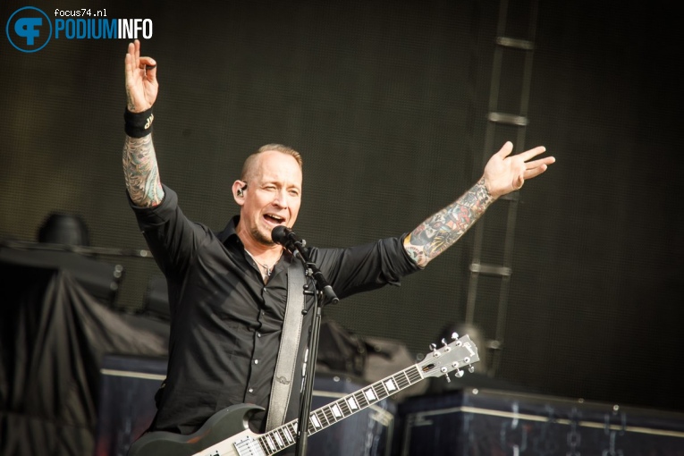 Volbeat op Guns N' Roses - 04/07 - Goffert Park foto
