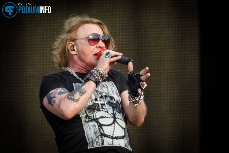 Guns N' Roses op Guns N' Roses - 04/07 - Goffert Park foto