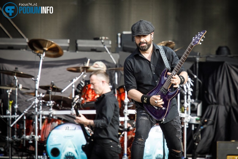 Volbeat op Guns N' Roses - 04/07 - Goffert Park foto
