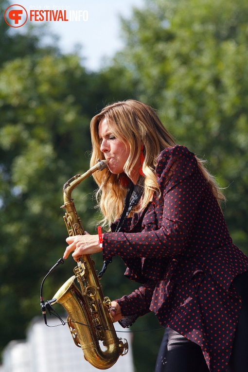 Candy Dulfer op Westerpop 2018 foto