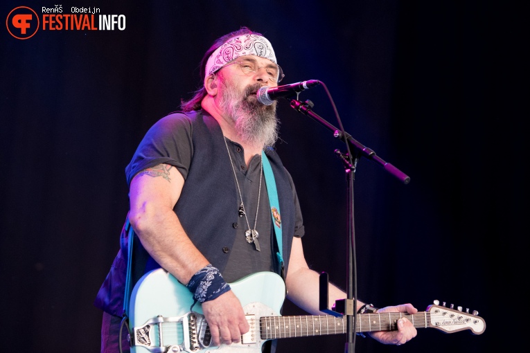 Steve Earle and the Dukes op Bospop 2018 foto