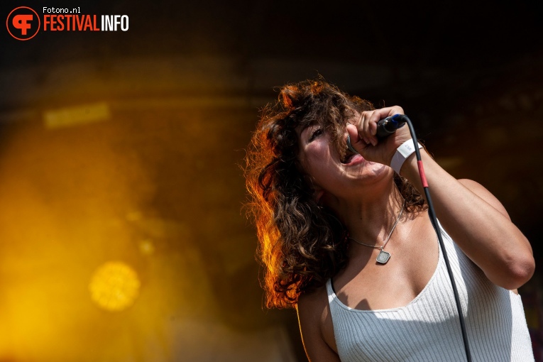 EUT op Welcome To The Village 2018 - Vrijdag foto