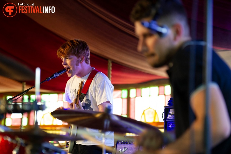 Equal Idiots op Welcome To The Village 2018 - Vrijdag foto