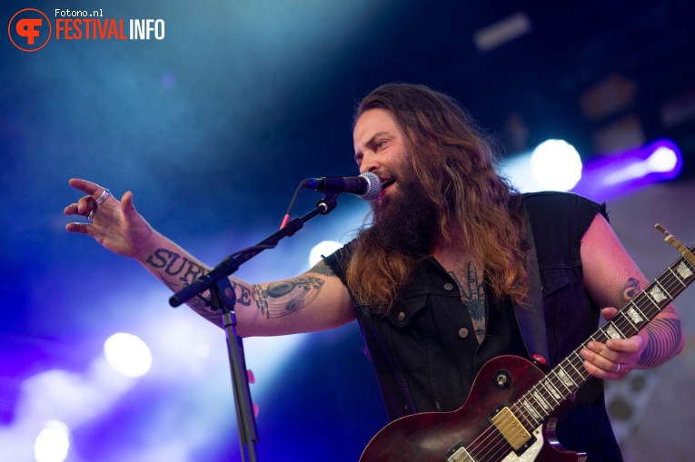 Foto Strand Of Oaks op Welcome To The Village 2018 - Vrijdag