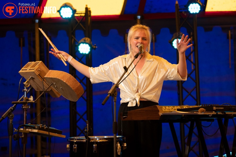 Foto Lili Grace op Welcome To The Village 2018 - Vrijdag