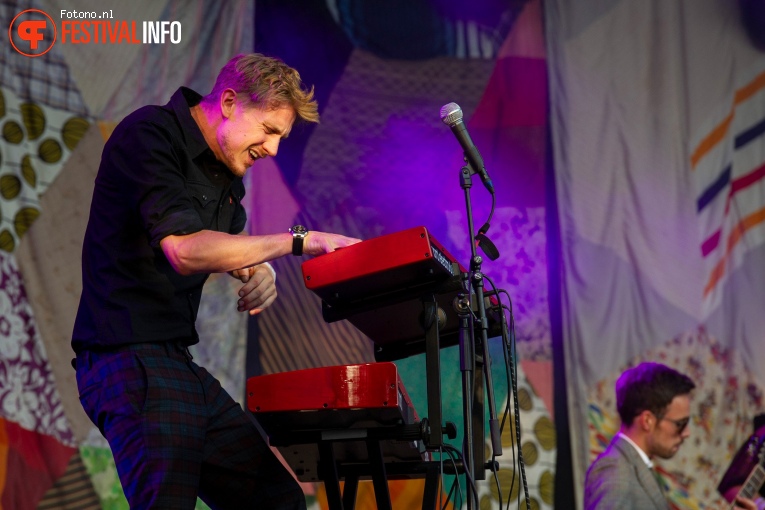 Hannah Williams & The Affirmations op Welcome To The Village 2018 - Vrijdag foto