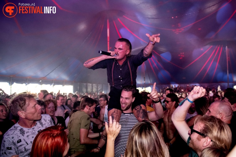 De Likt op Welcome To The Village 2018 - Vrijdag foto