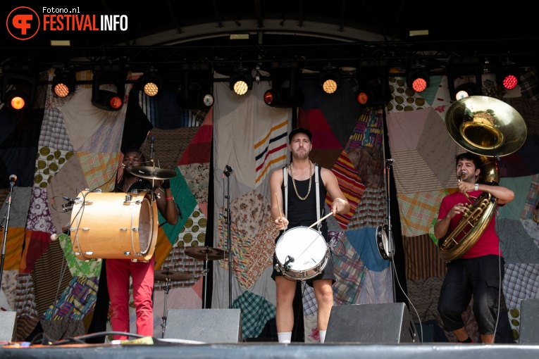 Les Fanflures op Welcome To The Village 2018 - zaterdag foto