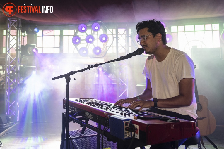 Luke Sital-Singh op Welcome To The Village 2018 - zondag foto