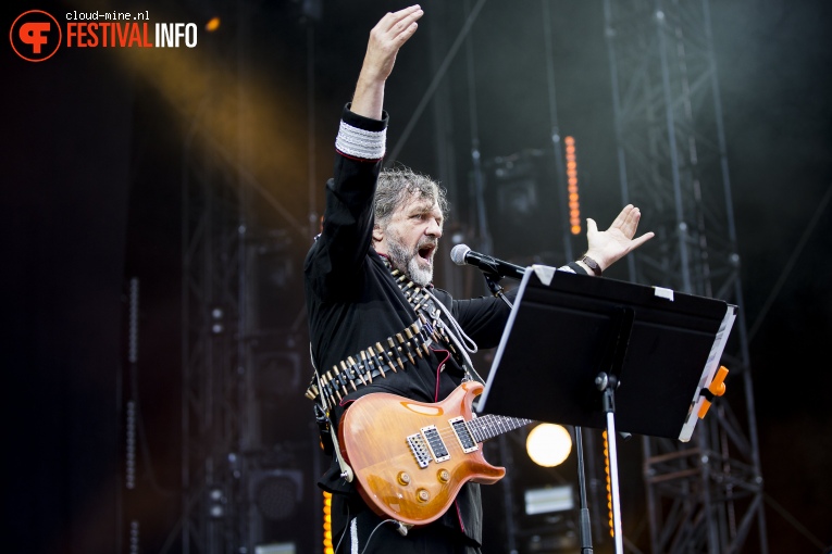 Emir Kusturica & No Smoking Orchestra op Paleo Festival 2018 foto