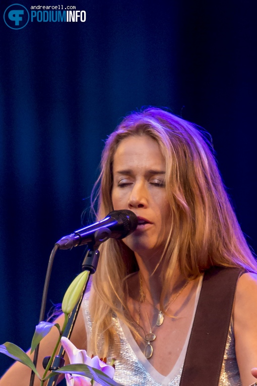 Heather Nova op Heather Nova - 5/8 - Openluchttheater Caprera foto