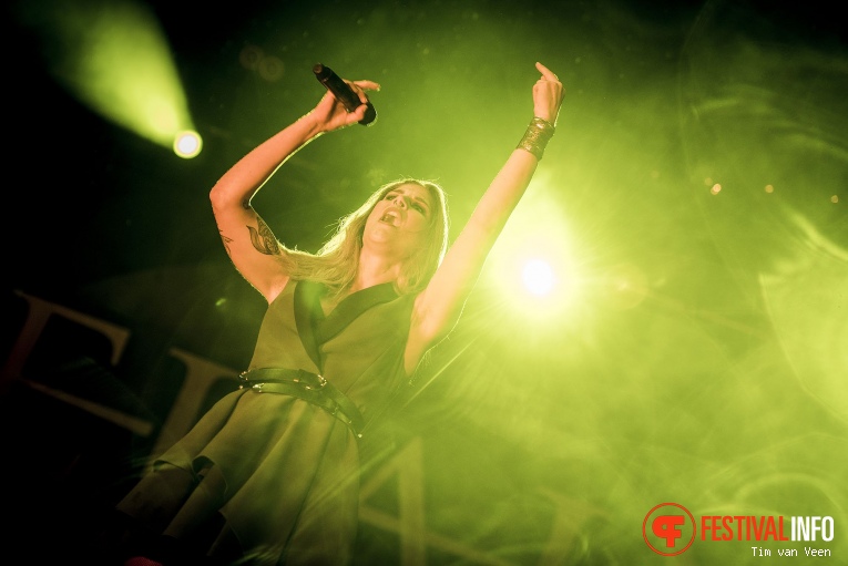 Delain op Into The Grave 2018 Vrijdag foto