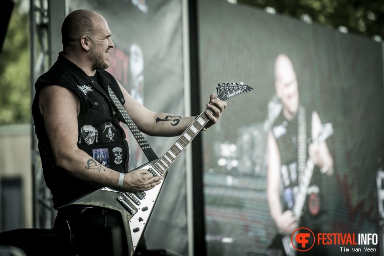 Toxic Holocaust op Into The Grave 2018 Vrijdag foto