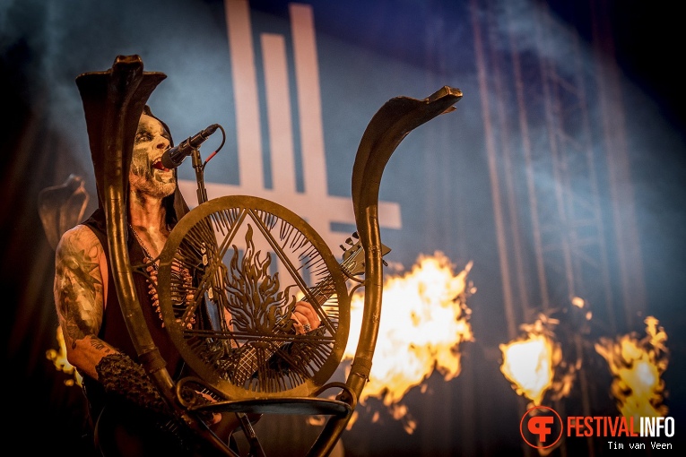 Behemoth op Into The Grave 2018, Zaterdag foto