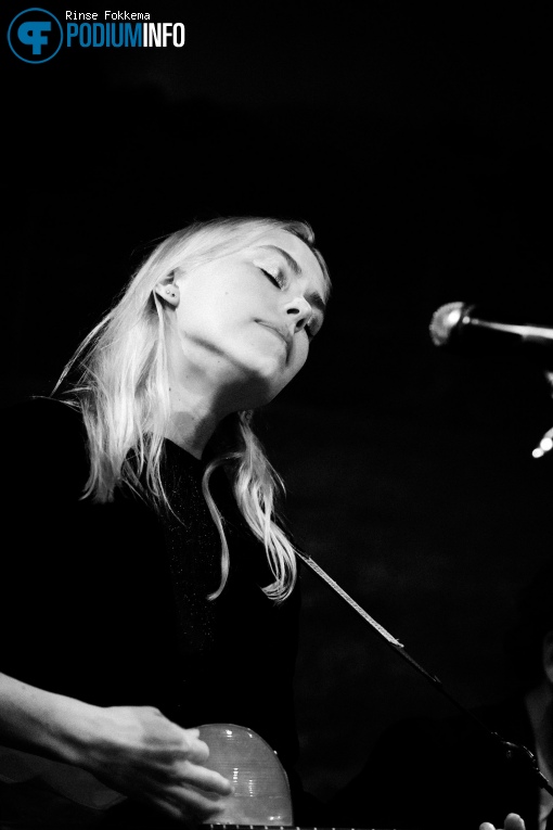 Phoebe Bridgers op Phoebe Bridgers foto