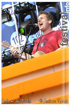 Foto Acda en de Munnik op Koninginnedag 2004