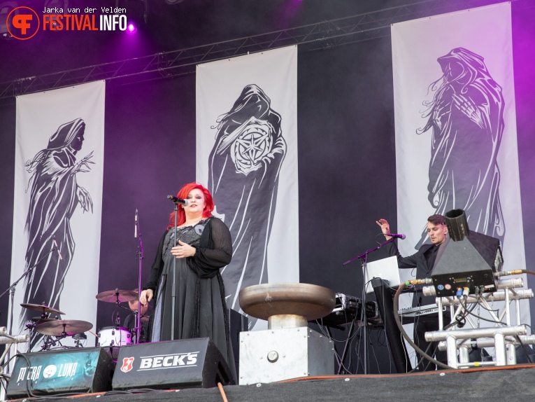 L'Amé immortelle op M'era Luna 2018 - Zondag foto