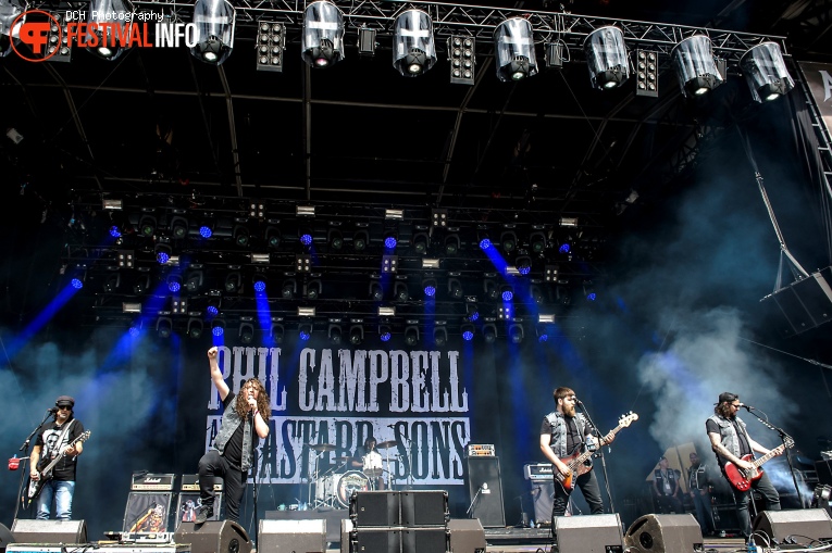 Phil Campbell And The Bastard Sons op Alcatraz 2018 foto