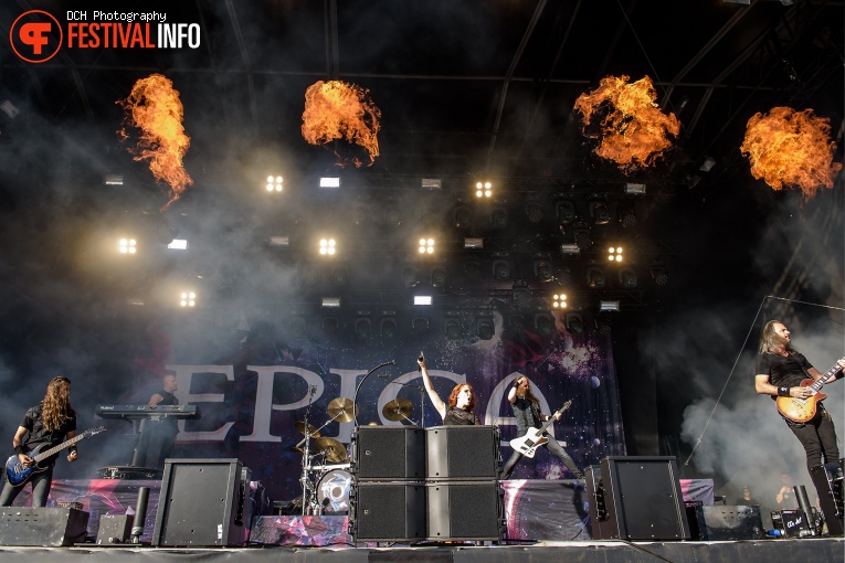 Epica op Alcatraz 2018 foto