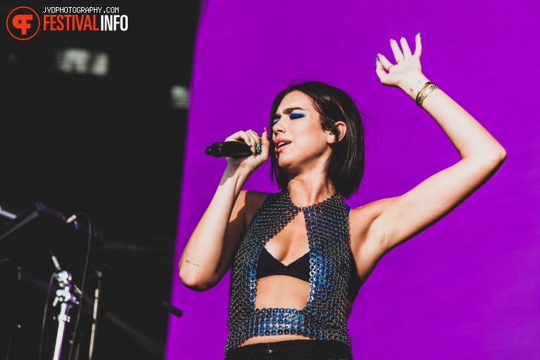 Dua Lipa op Pukkelpop 2018 - Donderdag foto