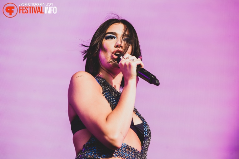 Dua Lipa op Pukkelpop 2018 - Donderdag foto