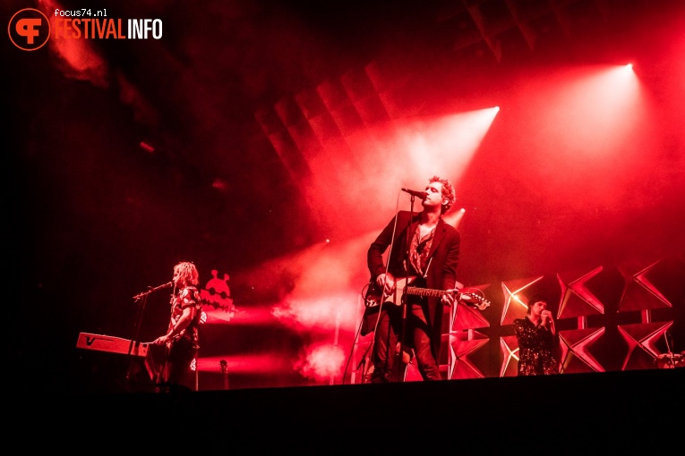 Warhaus op Lowlands 2018 - Vrijdag foto