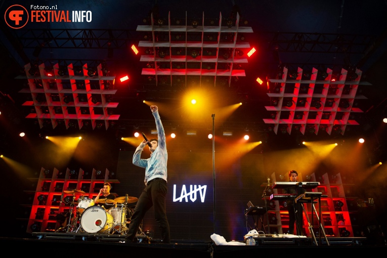 Lauv op Lowlands 2018 - Vrijdag foto