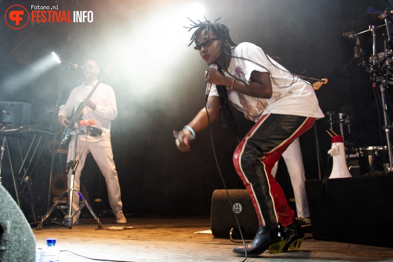 Tshegue op Lowlands 2018 - Vrijdag foto